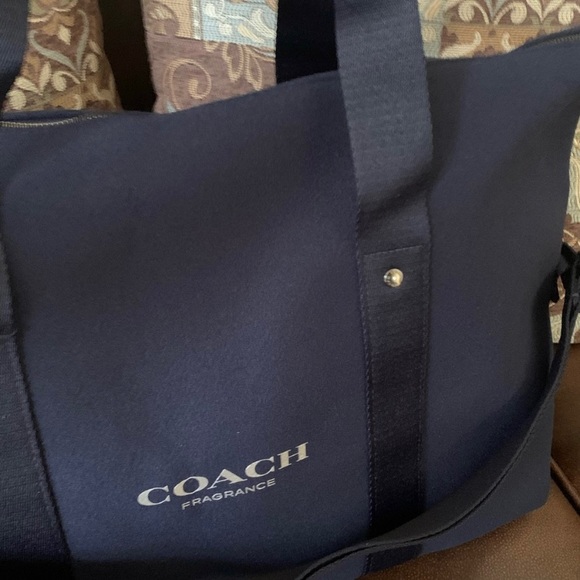 Coach Fragrance Weekender Travel Overnight Gym Beach Duffle Bag NWT - Picture 4 of 9